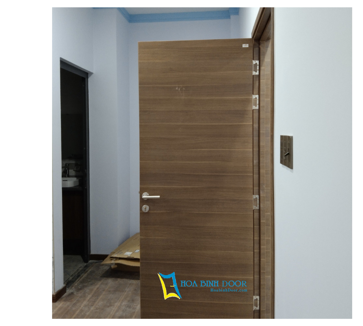 Mẫu cửa gỗ Laminate đẹp