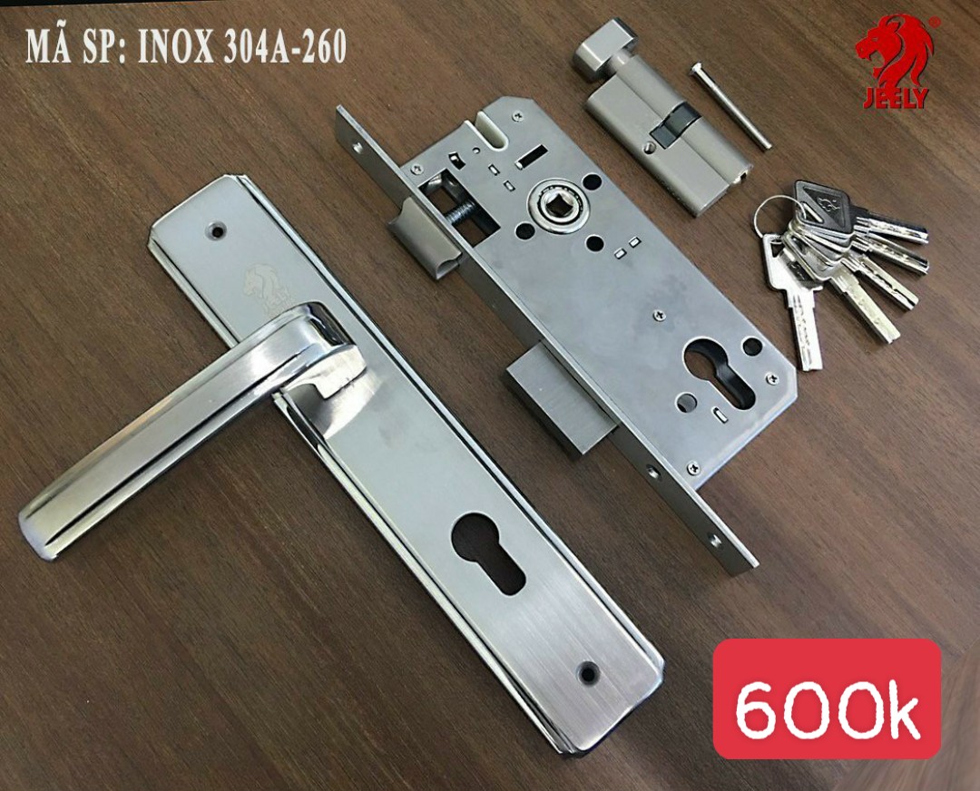 Mẫu cửa gỗ phòng ngủ đẹp