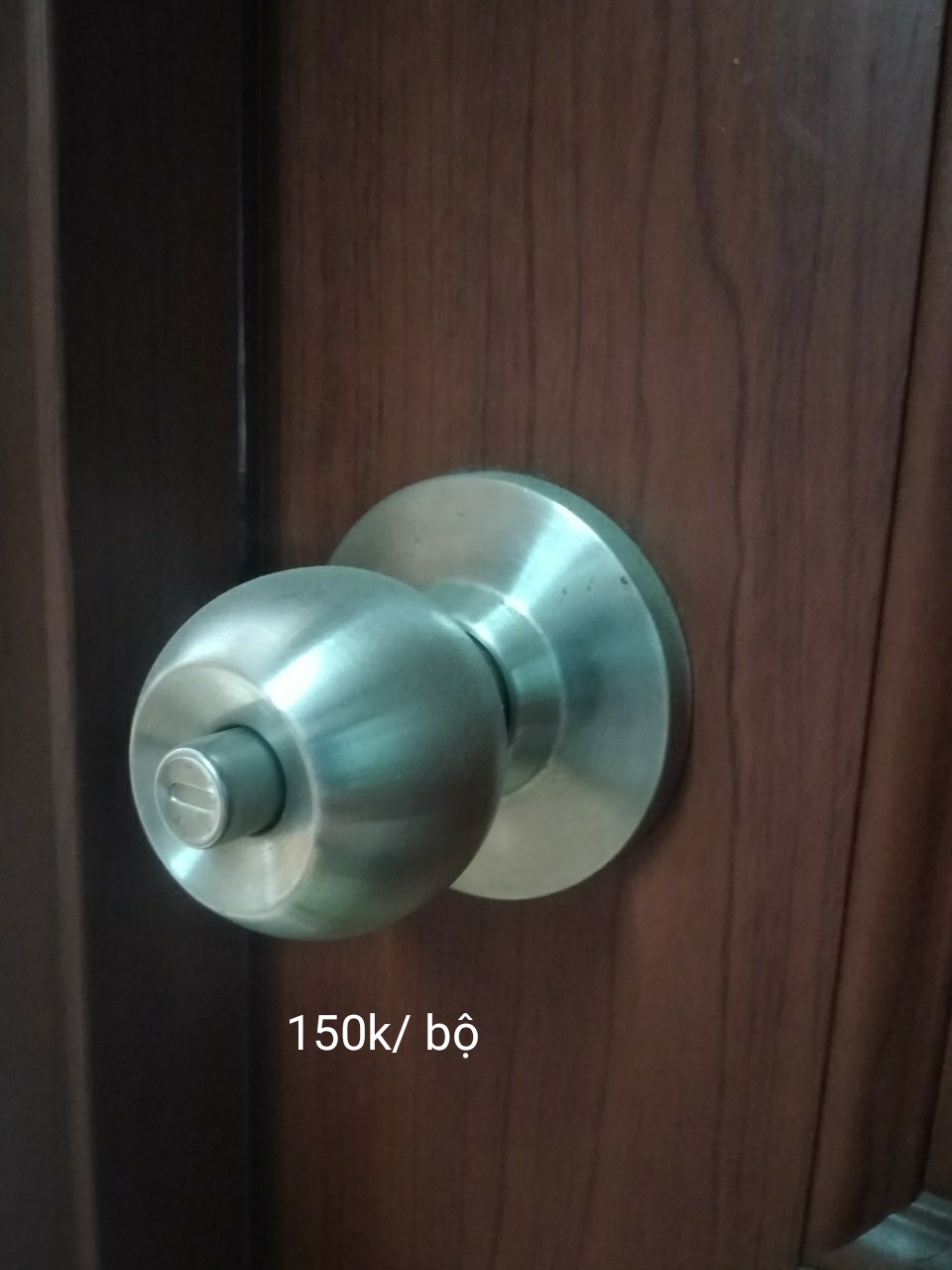 Mẫu cửa gỗ phòng ngủ đẹp