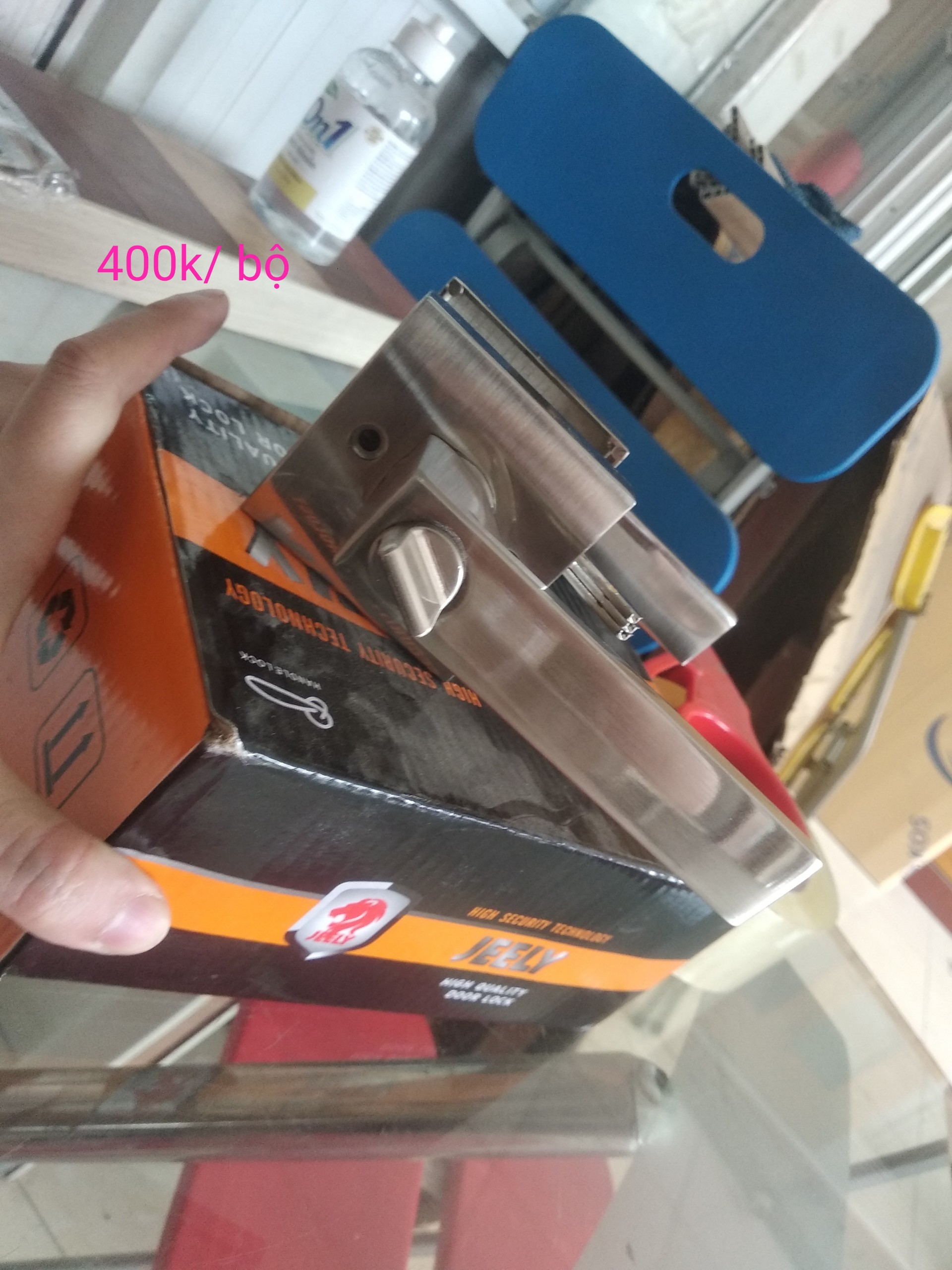 Mẫu cửa gỗ phòng ngủ đẹp