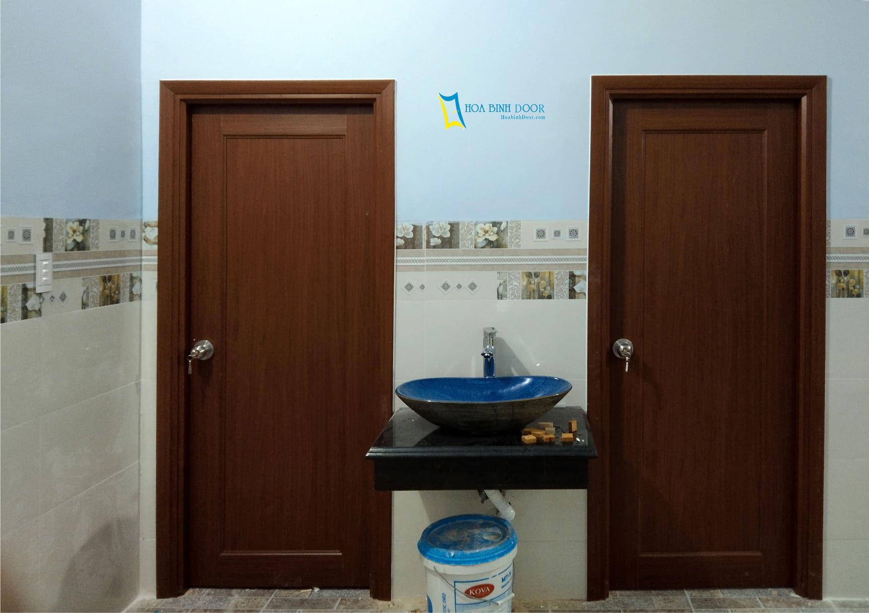 Giá cửa nhựa Đài Loan tại Hóc Môn