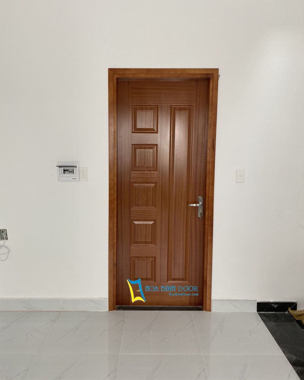 Cửa gỗ HDF VENEER tại Quận 6