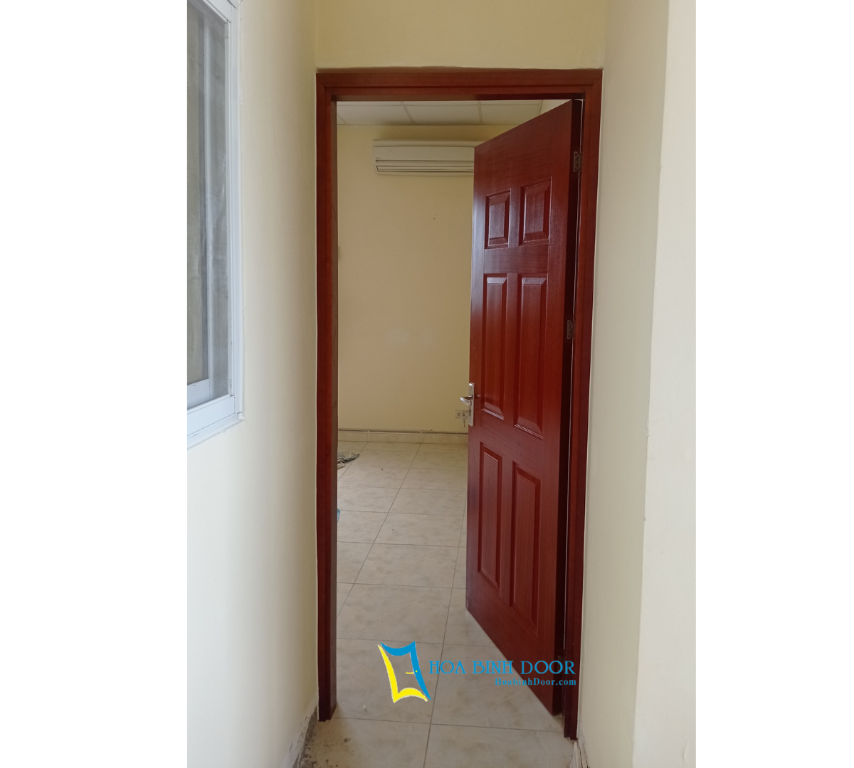 Cửa gỗ HDF veneer tại Bình Tân