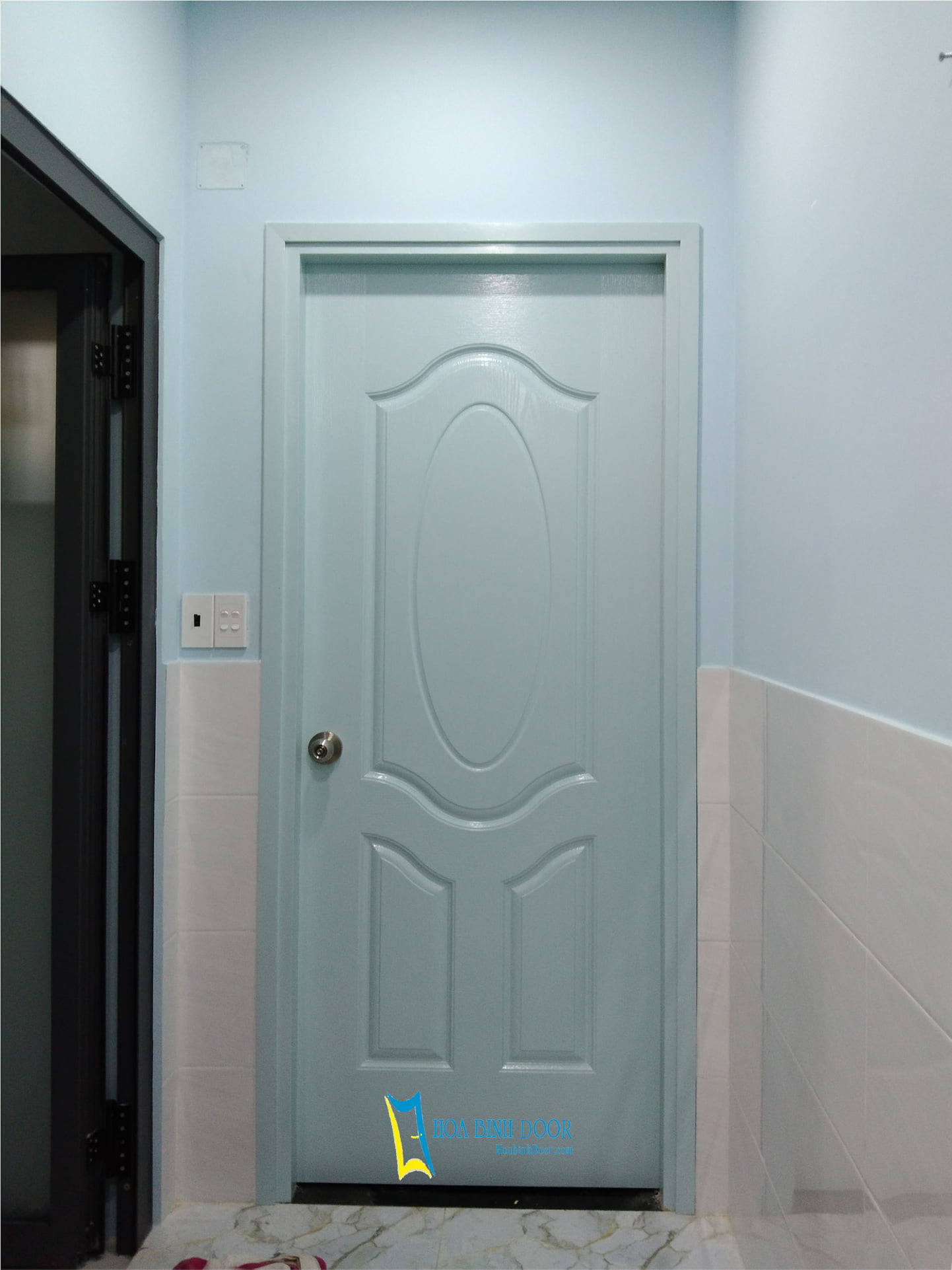 Cửa gỗ HDF sơn tại Quận 8