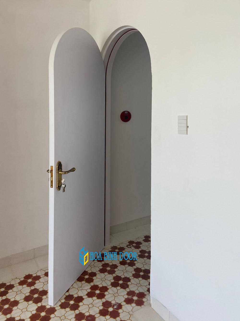 Cửa nhựa vòm Composite