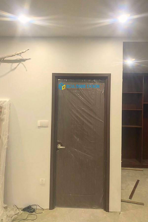 Giá cửa nhựa Composite tại Bình Tân