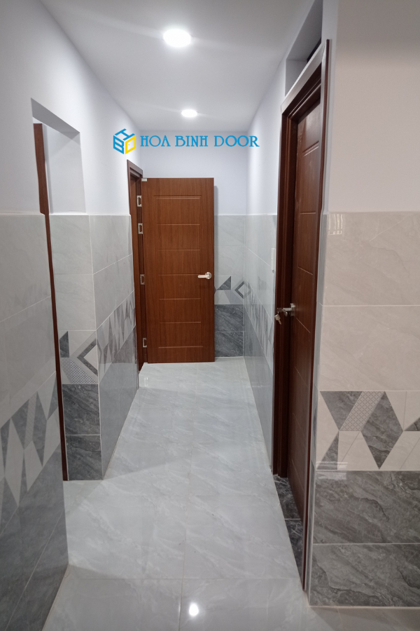 Cửa nhựa Composite tại Hóc Môn