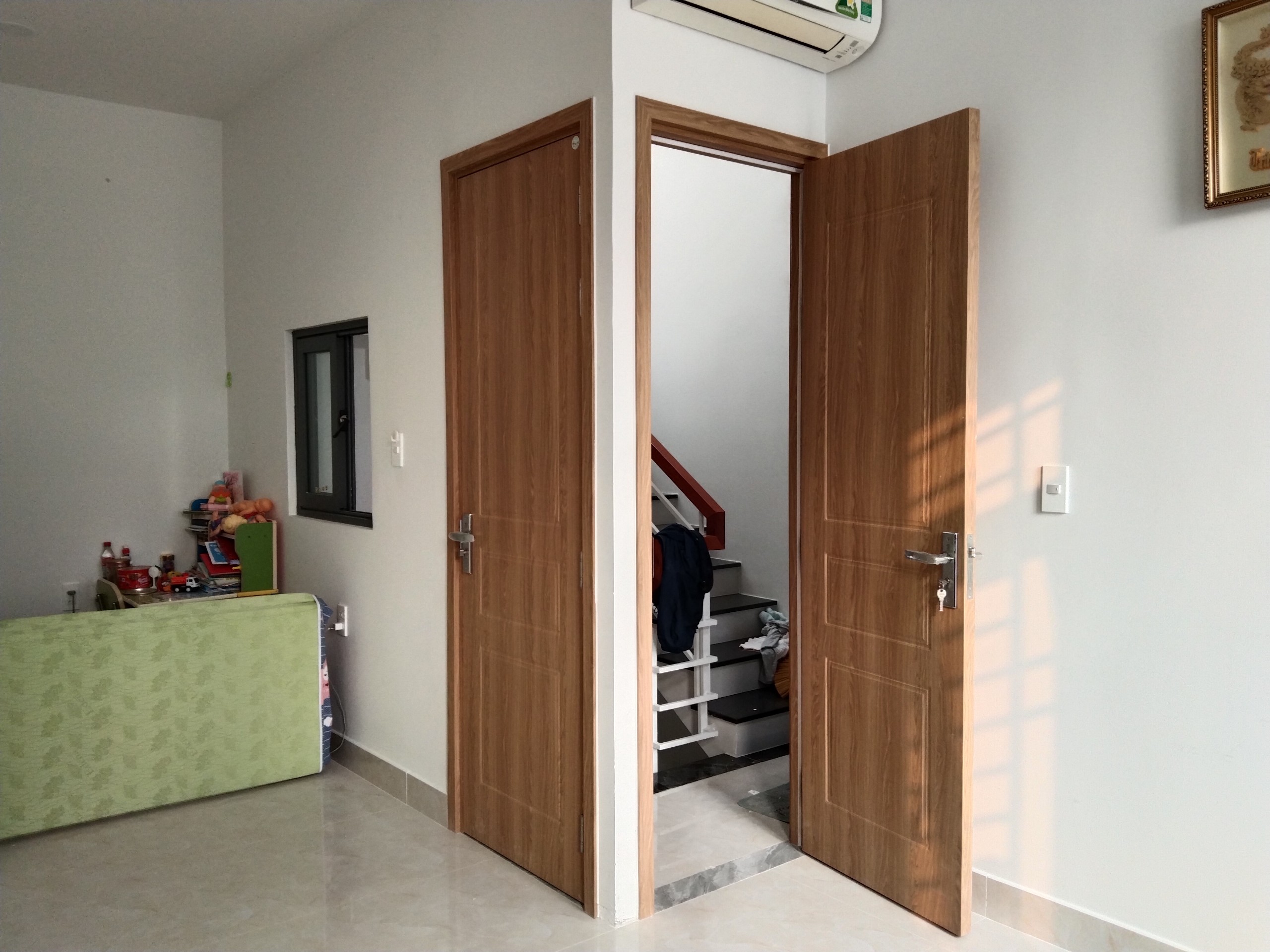 Giá cửa nhựa Composite tại Bình Tân