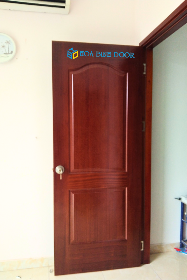Cửa gỗ công nghiệp HDF Veneer tại Bình Thạnh