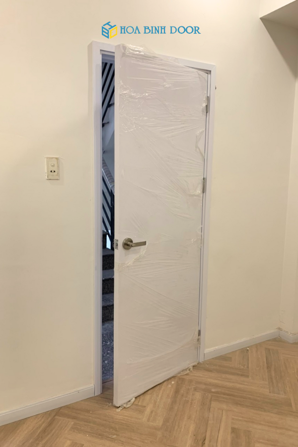 Cửa gỗ MDF sơn tại Gò Vấp