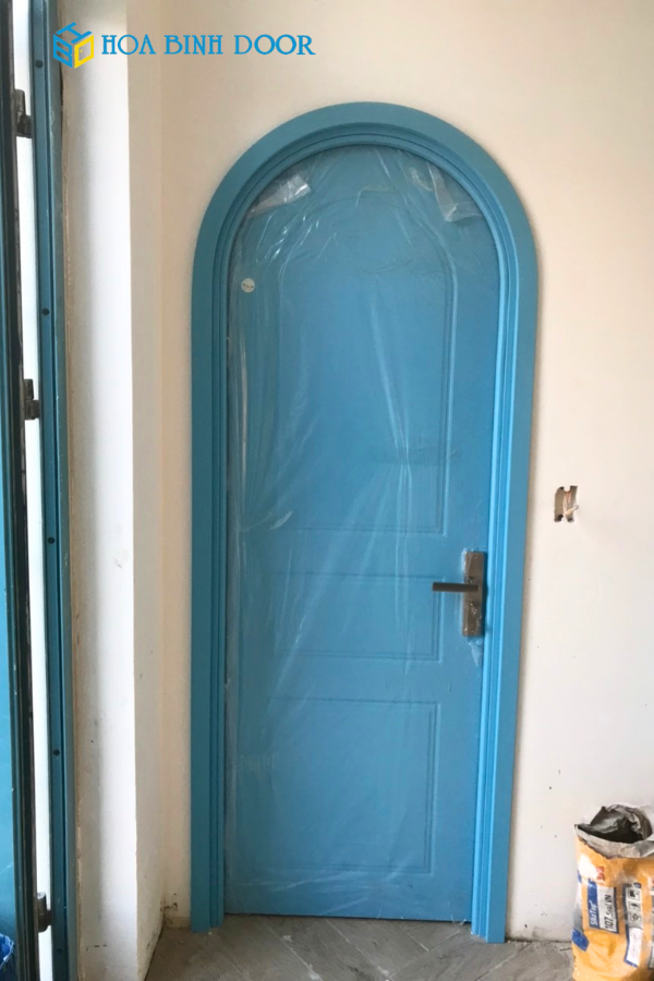 Cửa nhựa vòm composite sơn PU tại Quận 4