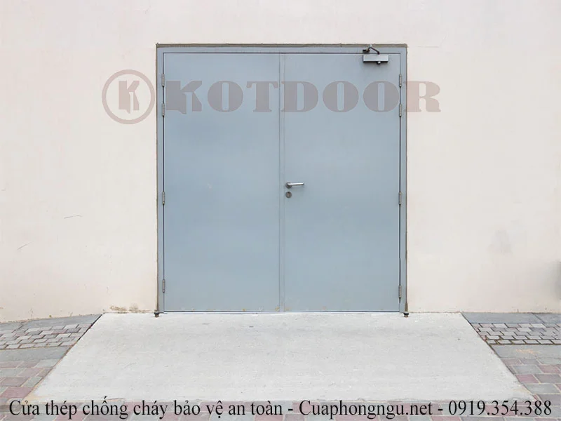 Cửa Thép Chống Cháy Bảo Vệ An Toàn Tuyệt Đối Cho Nhà Ở & Công Trình